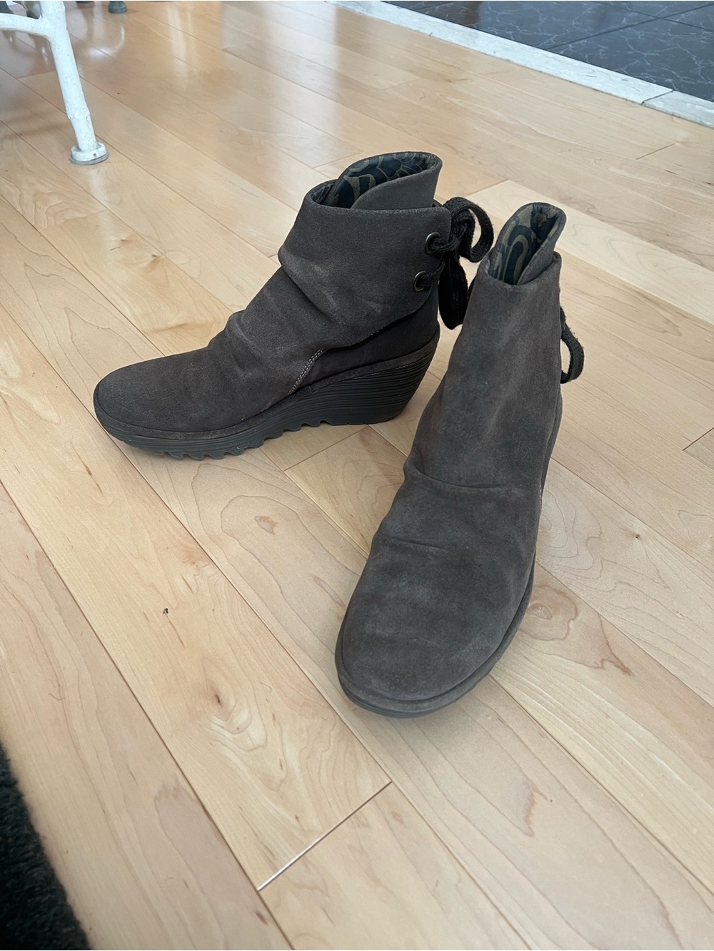Fly London Brown Suede Wedge Ankle Boots size 8